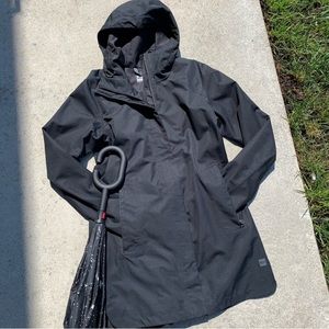 MEC Woman’s raincoat